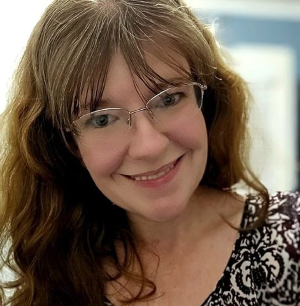 Meet your Posher, Lisa